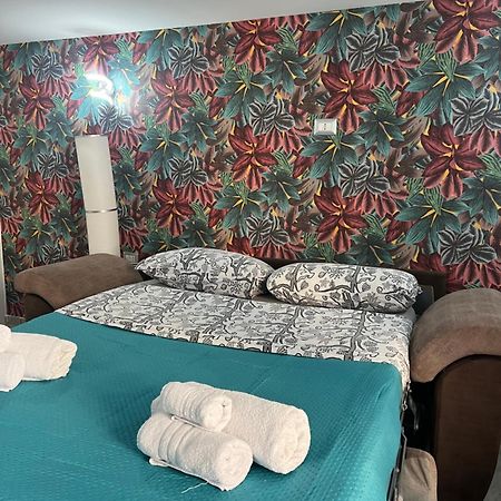 Napoli Centro-La Casa Di Lucio B&B 외부 사진