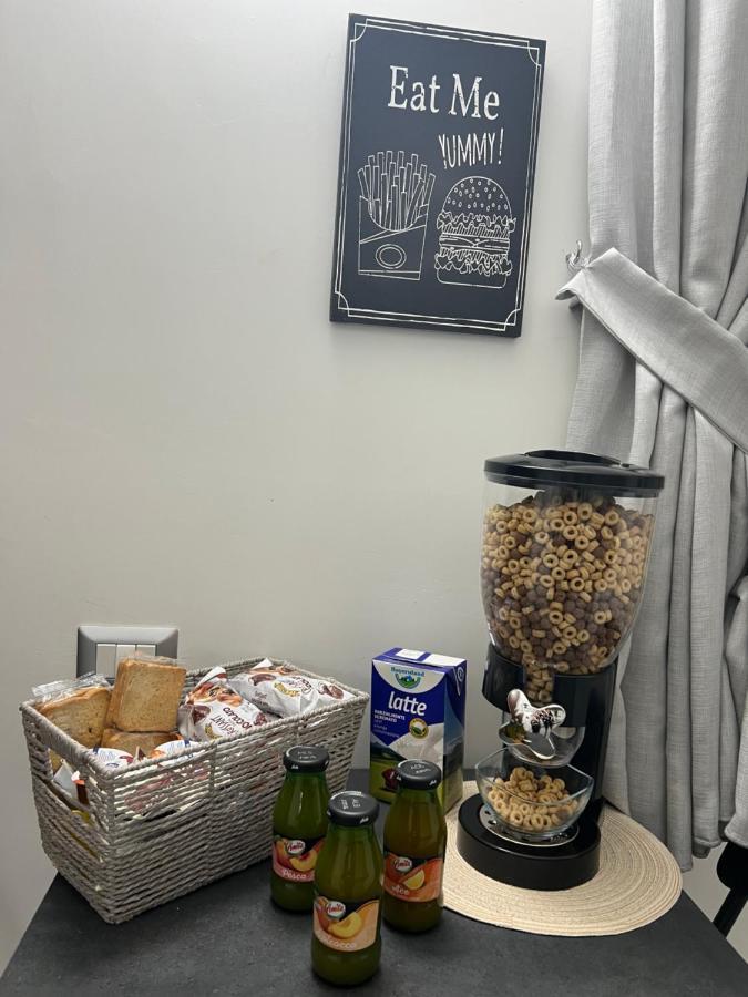 Napoli Centro-La Casa Di Lucio B&B 외부 사진