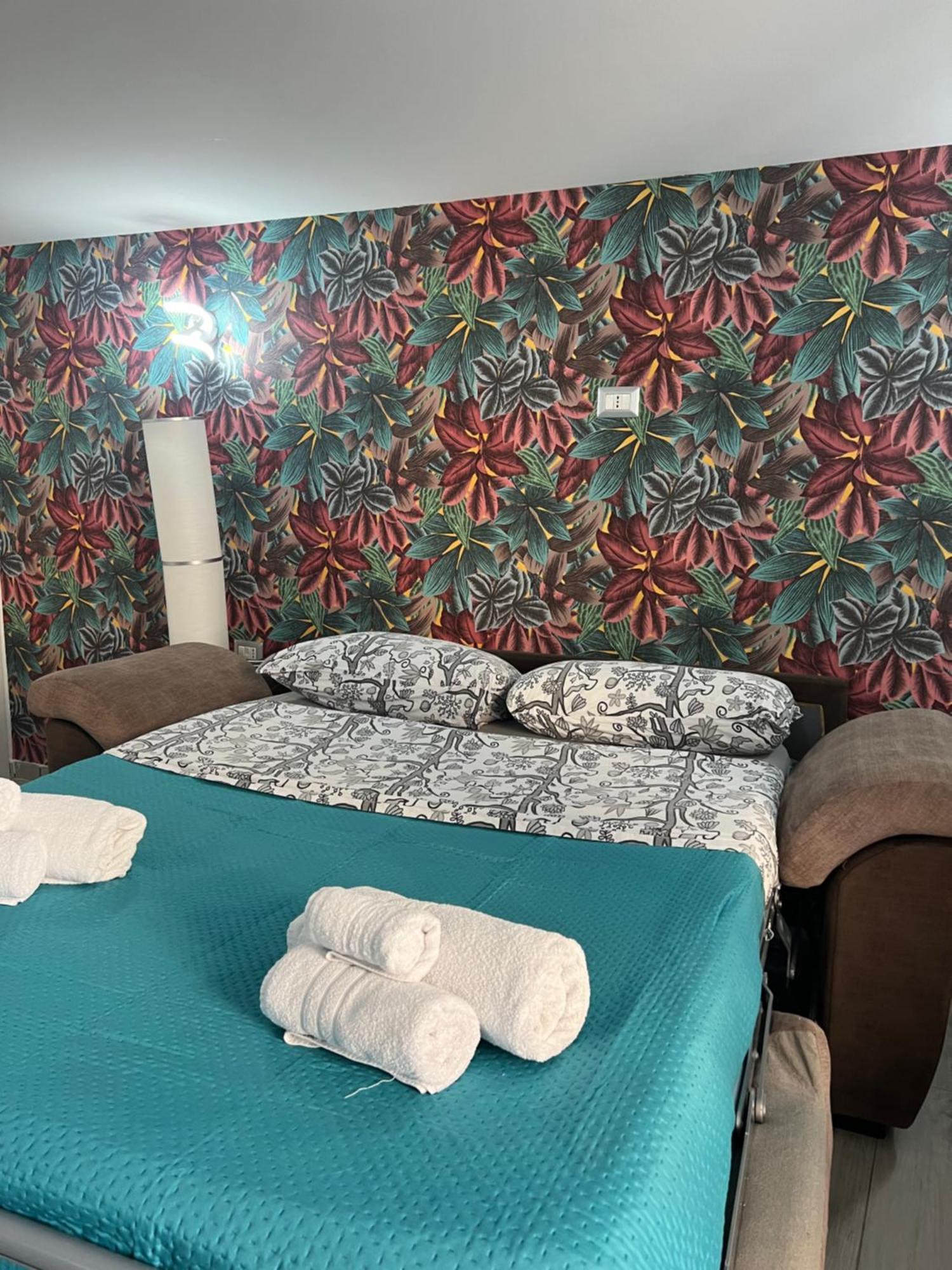Napoli Centro-La Casa Di Lucio B&B 외부 사진