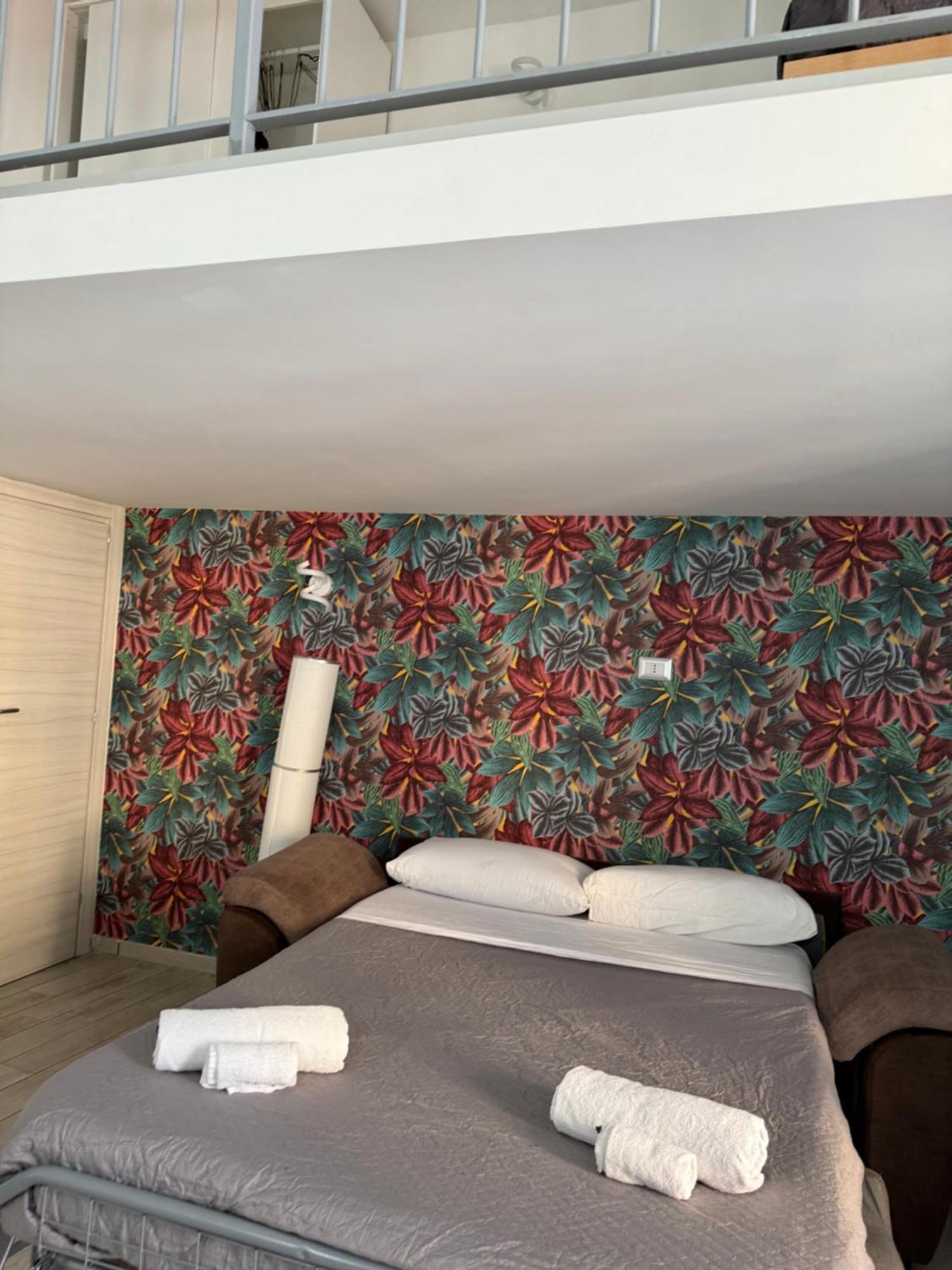 Napoli Centro-La Casa Di Lucio B&B 외부 사진